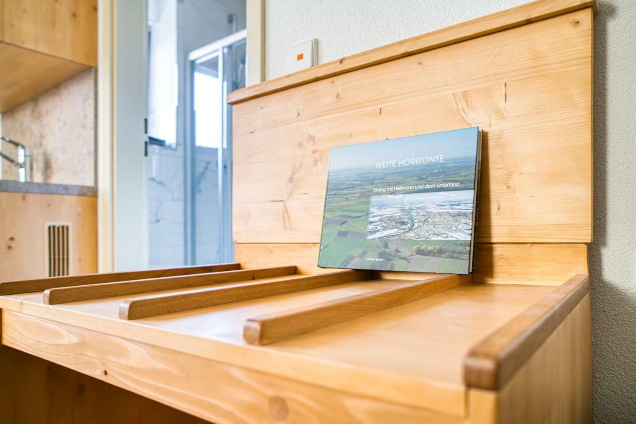 Gaestehaus Weingut Politschek Bad Friedrichshall Exteriör bild